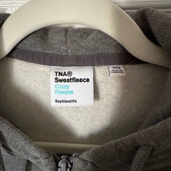 TNA Cozy Fleece Boyfriend Zip Hoodie - Picture 10 of 10
